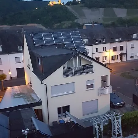 Moseltraum-Fewo Mit Klimaanlage-Burgblick Und Balkon Bernkastel-Kues Eksteriør billede