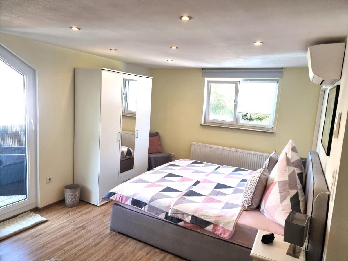 Moseltraum-fewo Mit Klimaanlage-burgblick Und Balkon Apartment *